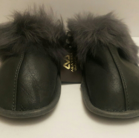 COPY - Curlly Slippers - Real Fur - Picture 3 of 4